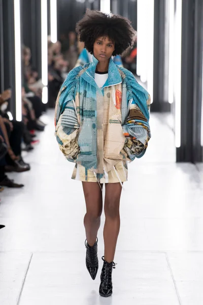 Look 1